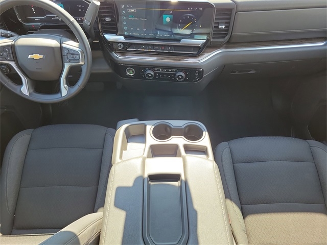 Chevrolet Silverado 1500 LT-L Crew Cab 4WD 2023