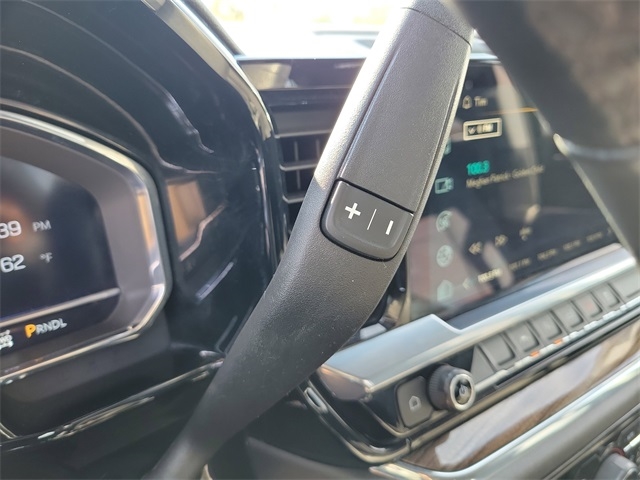 Chevrolet Silverado 1500 LT-L Crew Cab 4WD 2023