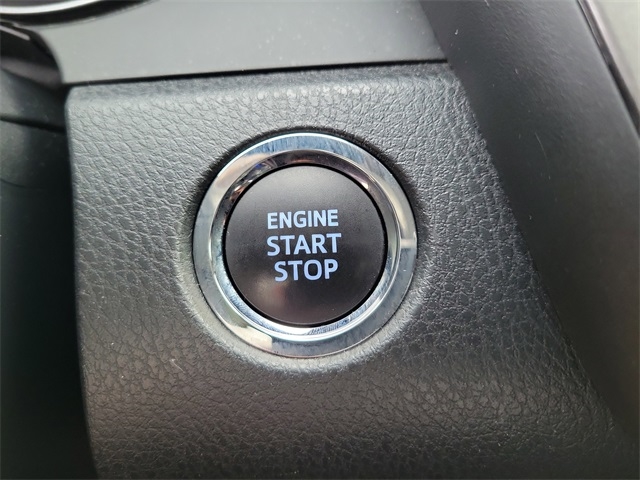 Toyota Camry SE Nightshade Edition 2024