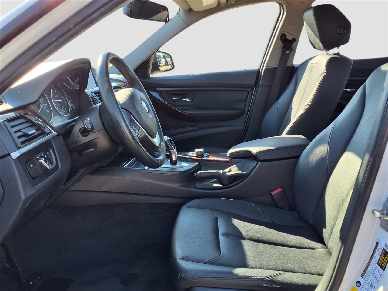 BMW 3-Series 328i Sedan 2014