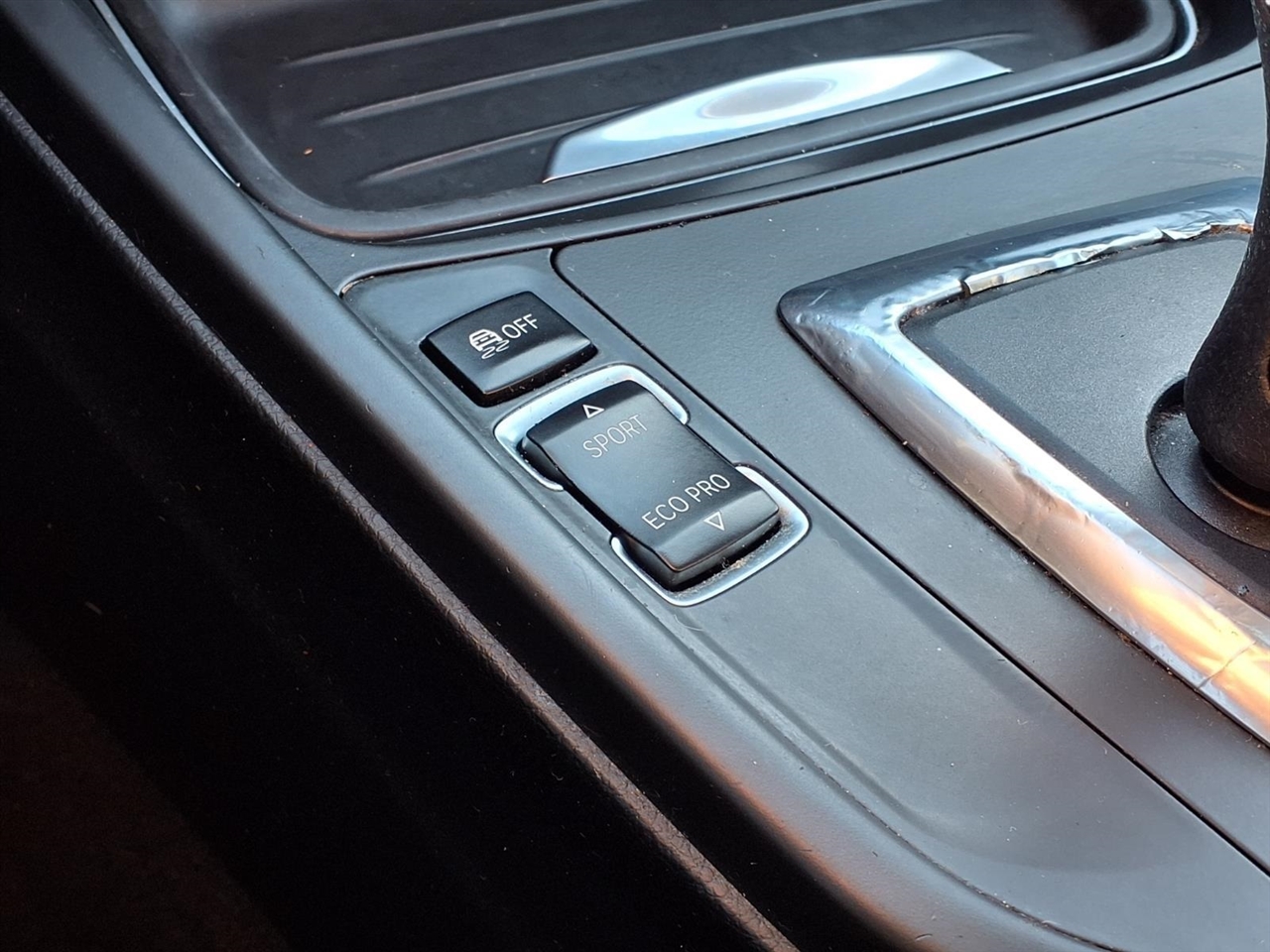 BMW 3-Series 328i Sedan 2014