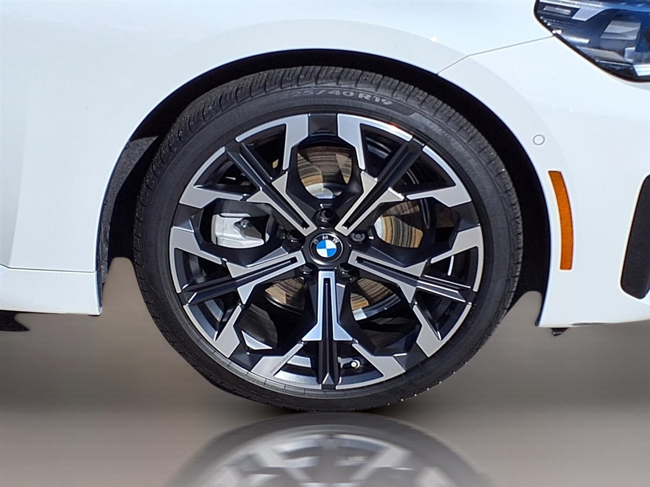 BMW 2-Series 230i Coupe 2025