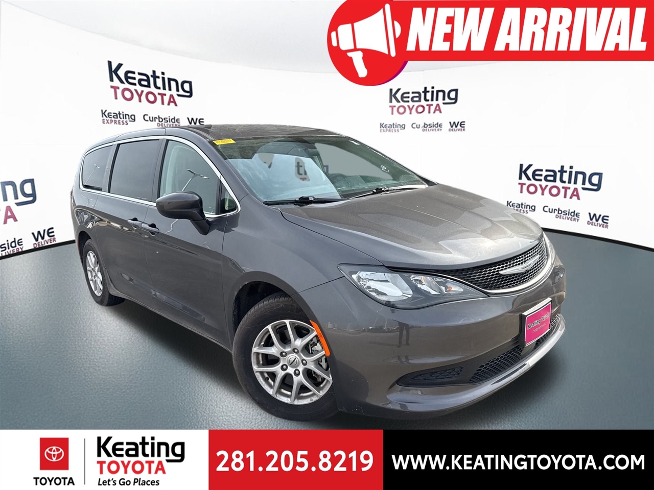 2022 Chrysler Voyager LX