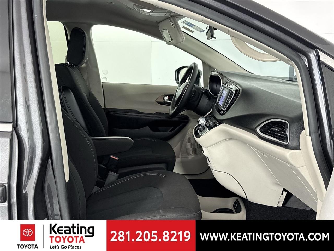 Chrysler Voyager LX 2022