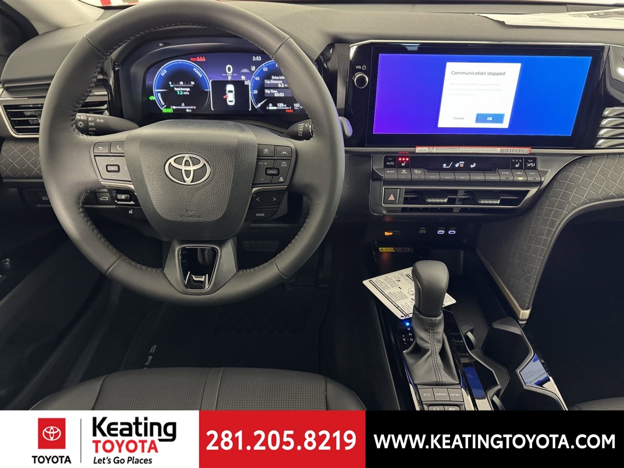 Toyota Camry Hybrid XLE 2026