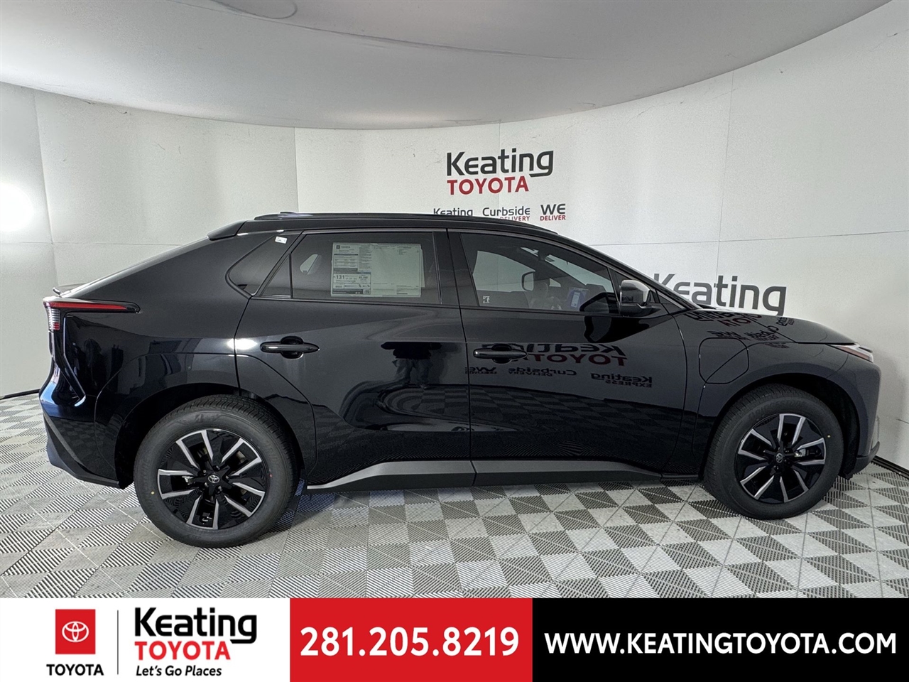 Toyota bZ XLE Plus 2026