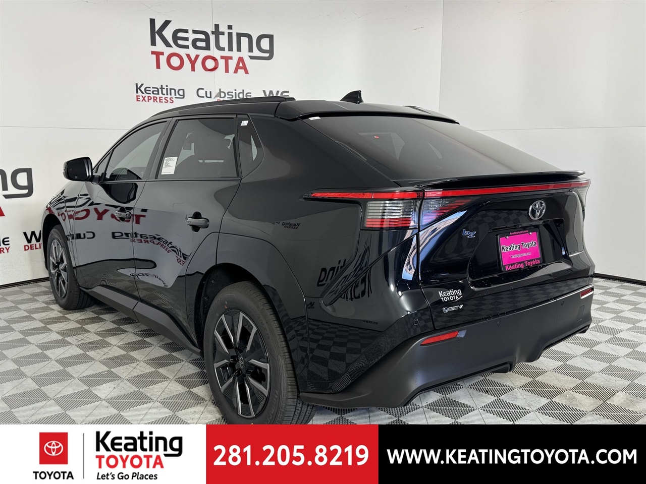 Toyota bZ XLE Plus 2026