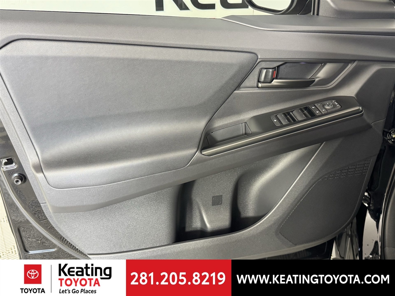 Toyota bZ XLE Plus 2026