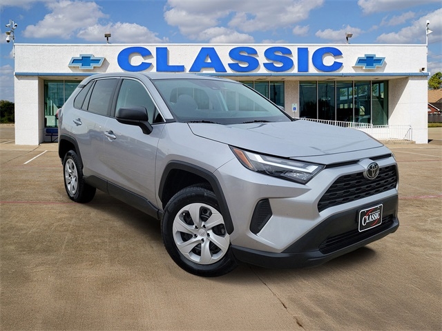Toyota RAV4 LE AWD 2024