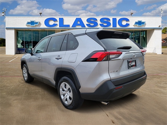Toyota RAV4 LE AWD 2024