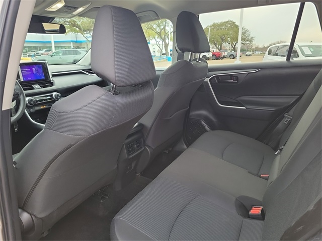 Toyota RAV4 LE AWD 2024