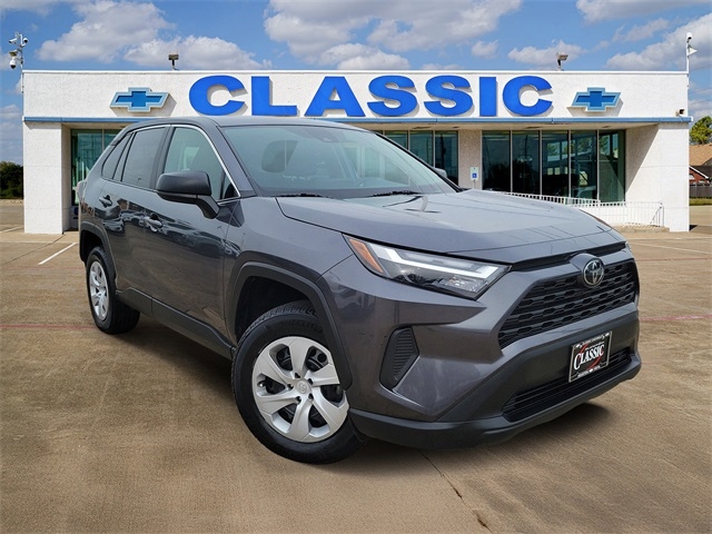 Toyota RAV4 LE AWD 2024