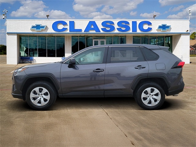 Toyota RAV4 LE AWD 2024