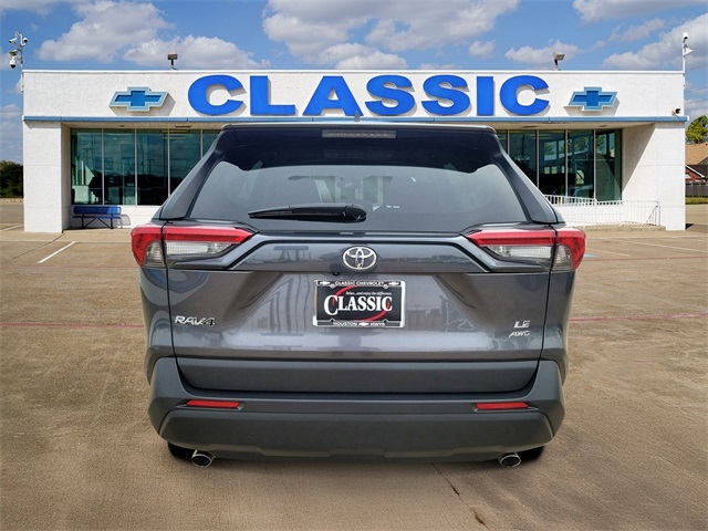 Toyota RAV4 LE AWD 2024