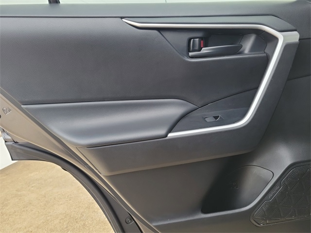 Toyota RAV4 LE AWD 2024