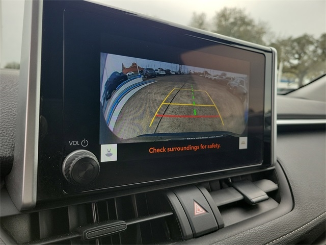 Toyota RAV4 LE AWD 2024