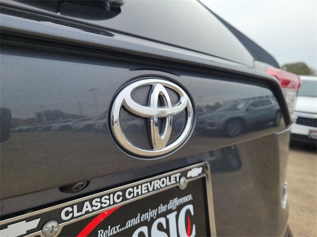 Toyota RAV4 LE AWD 2024