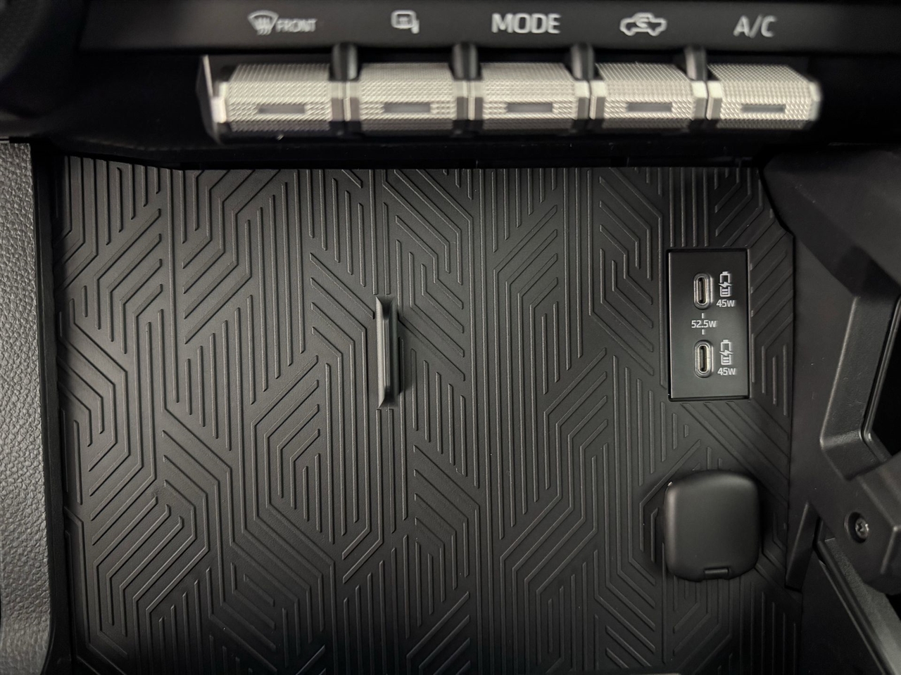 Toyota Tacoma SR Double Cab 2WD 2026