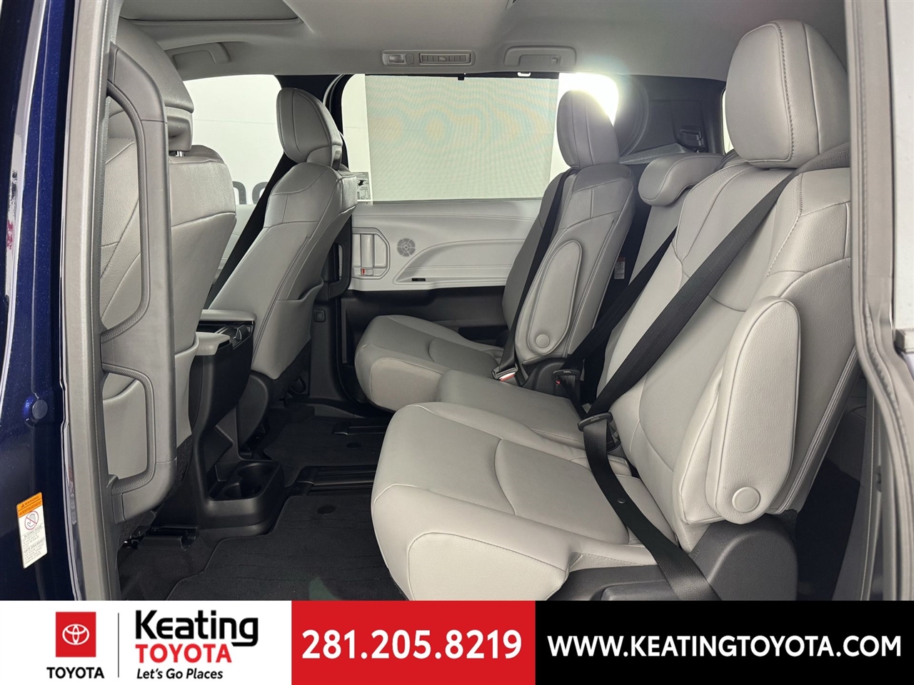 Toyota Sienna XLE 7-Passenger 2026