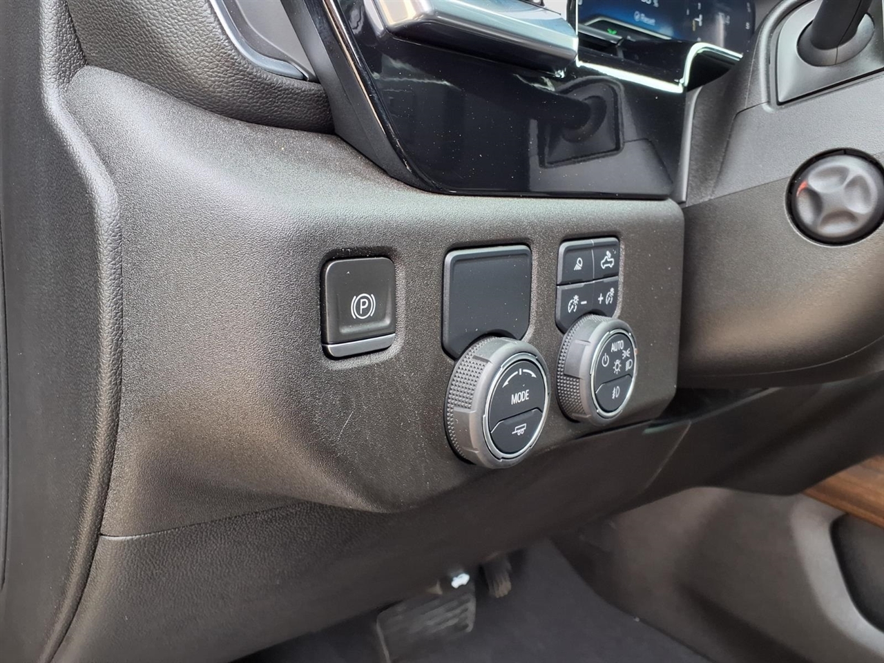 Chevrolet Silverado 1500 High Country Crew Cab 2WD 2022