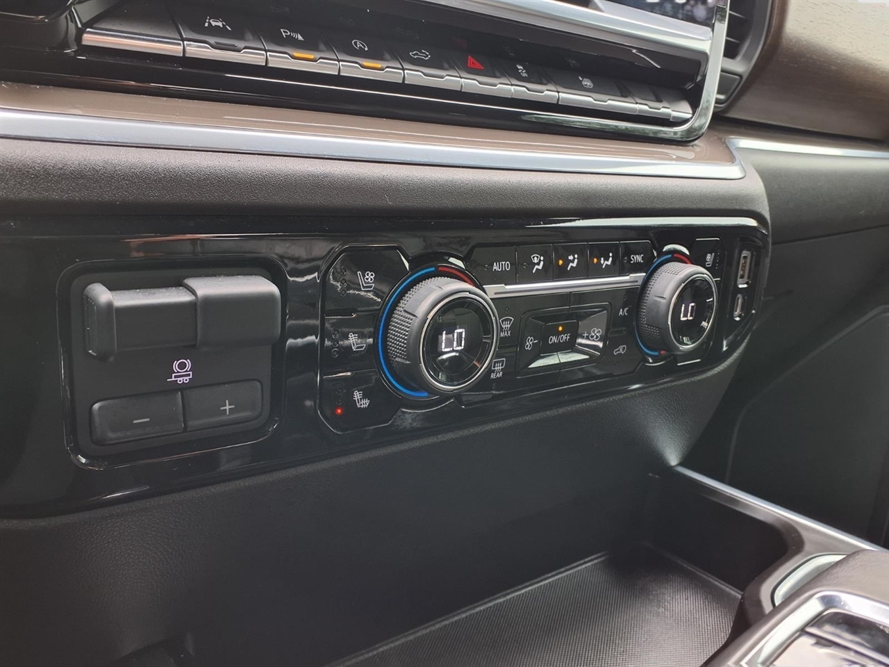 Chevrolet Silverado 1500 High Country Crew Cab 2WD 2022