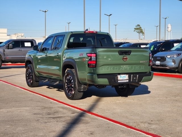 Nissan Frontier PRO-4X Crew Cab 4WD 2023