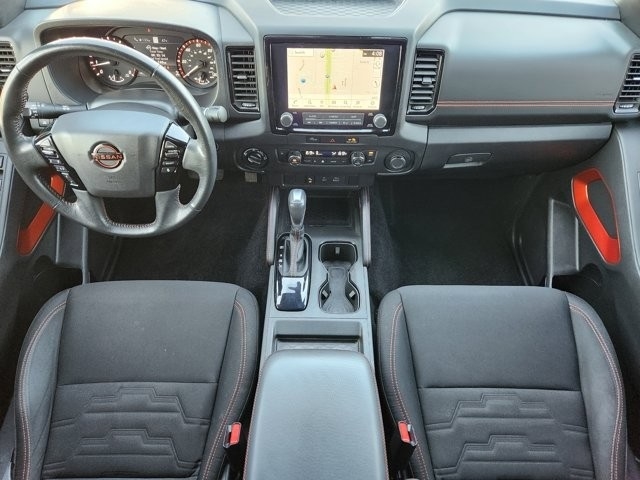 Nissan Frontier PRO-4X Crew Cab 4WD 2023