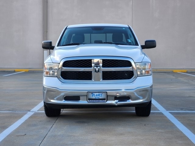 RAM 1500 SLT Quad Cab 4WD 2017
