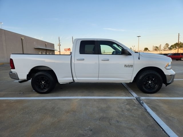 RAM 1500 SLT Quad Cab 4WD 2017