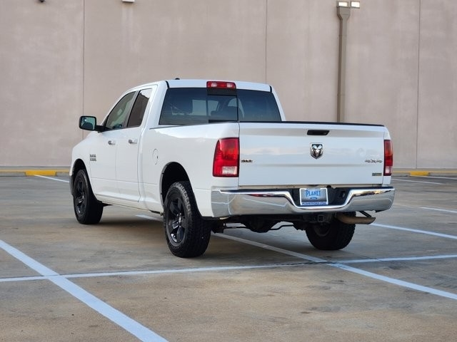RAM 1500 SLT Quad Cab 4WD 2017