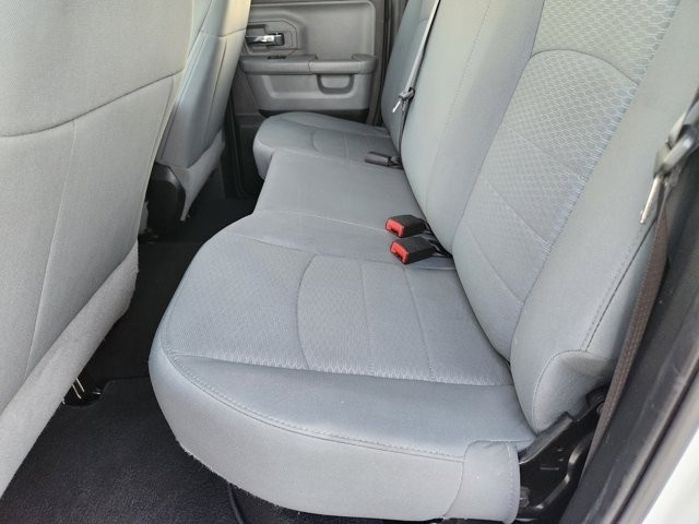 RAM 1500 SLT Quad Cab 4WD 2017