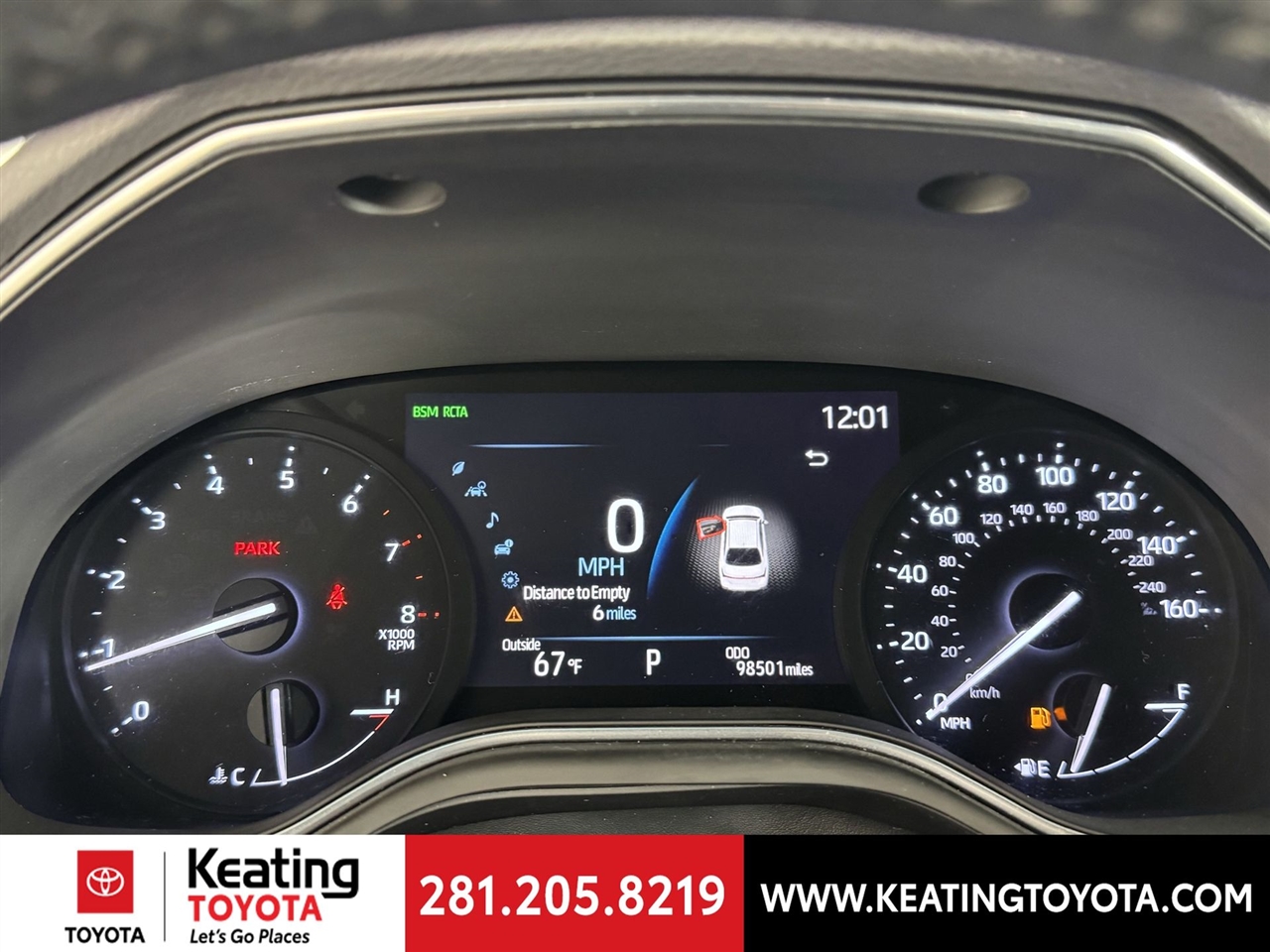 Toyota Avalon XLE 2022