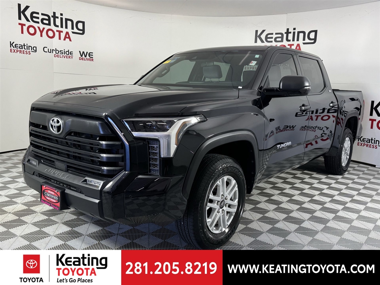 Toyota Tundra SR5 CrewMax 4WD 2025