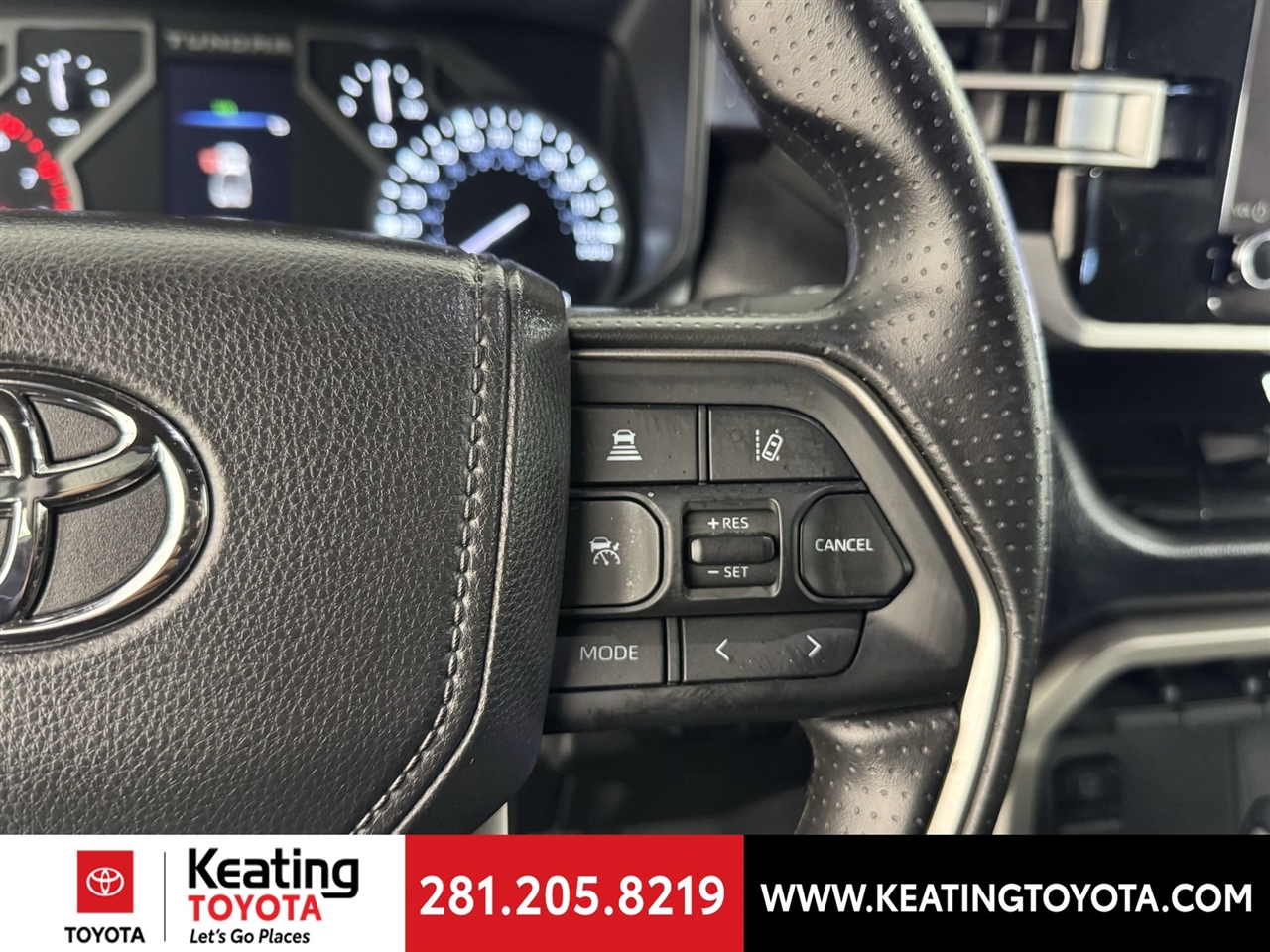 Toyota Tundra SR5 CrewMax 4WD 2025