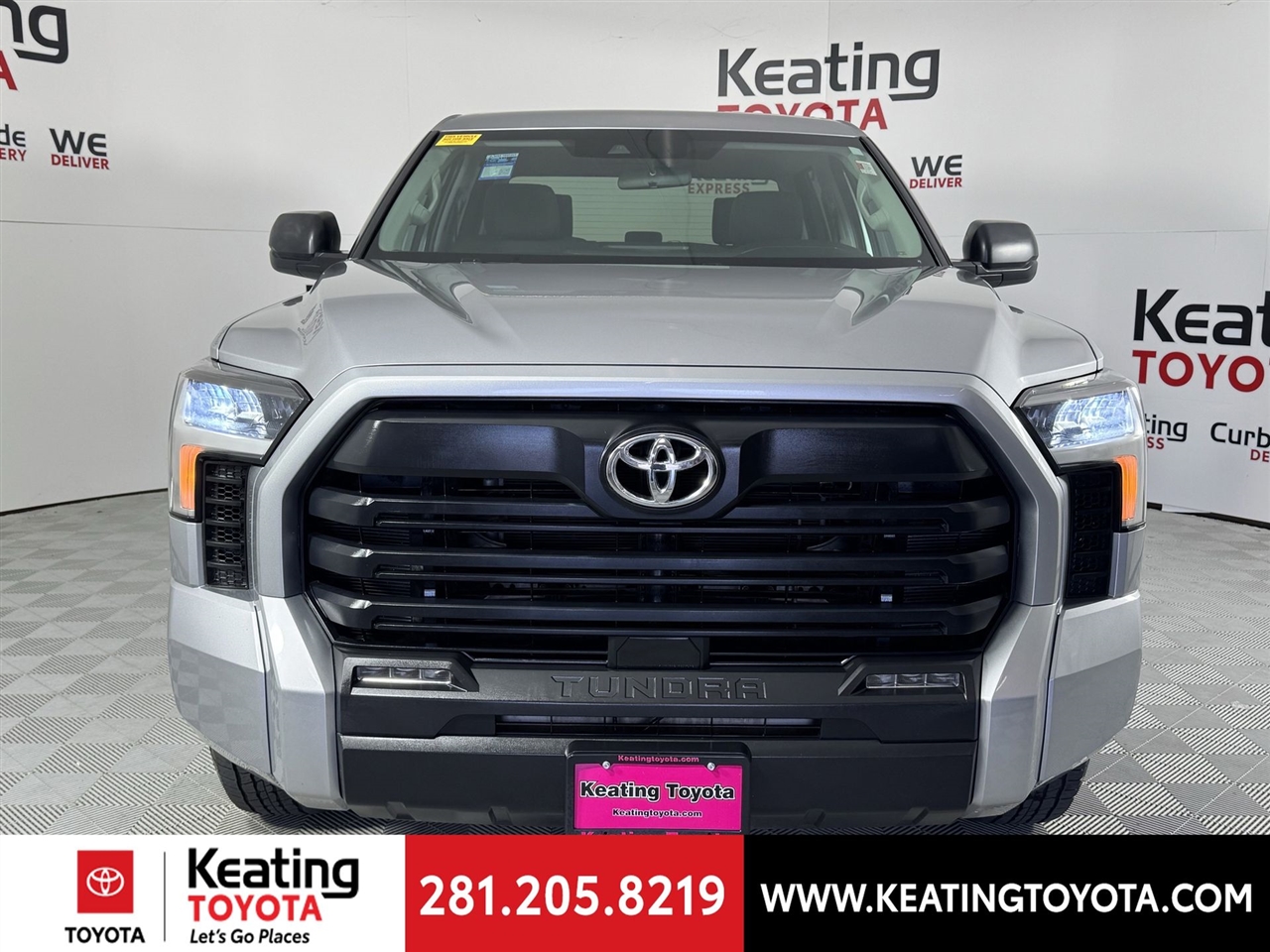 Toyota Tundra SR5 CrewMax 2WD 2024