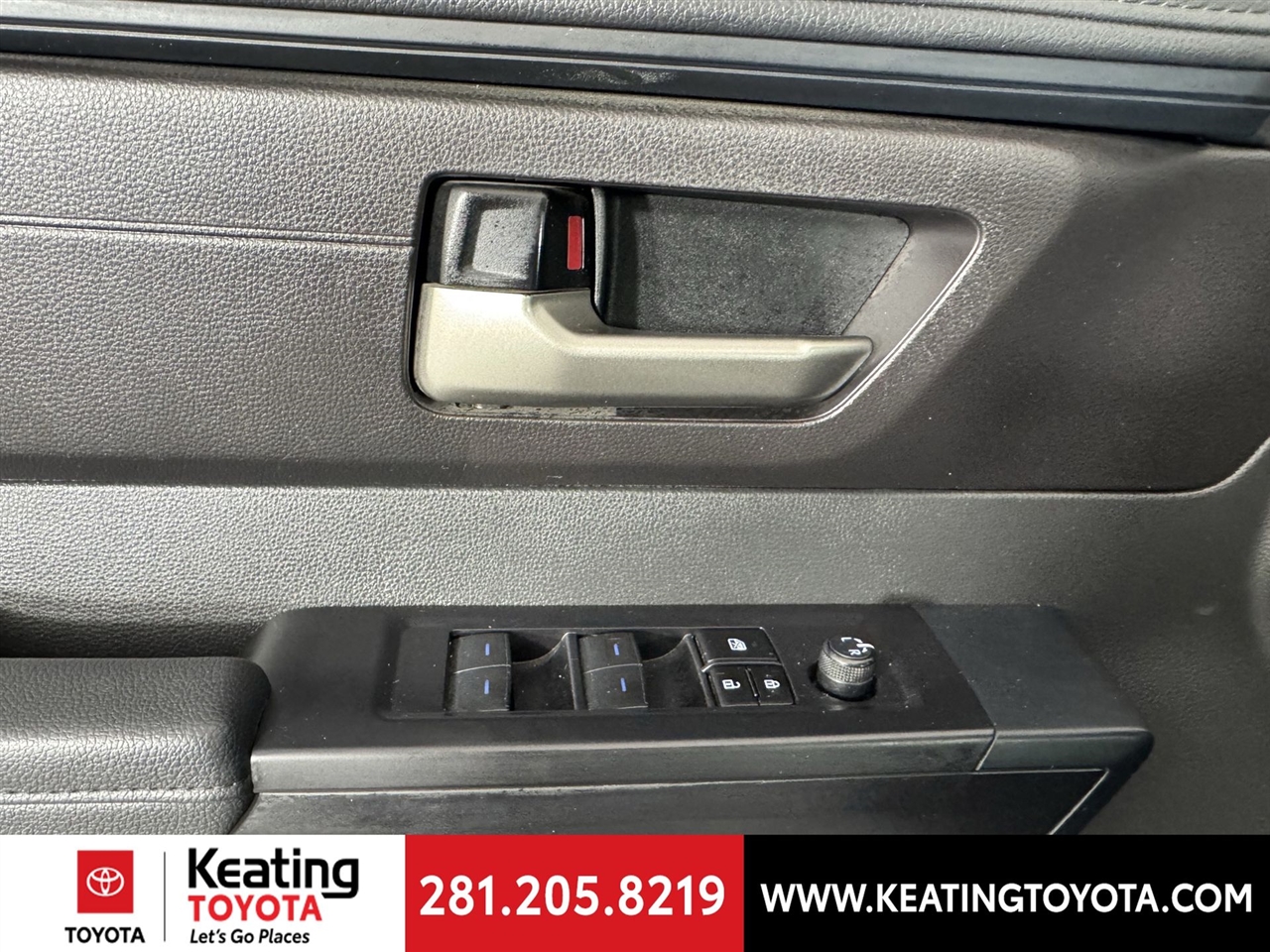 Toyota Tundra SR5 CrewMax 2WD 2024