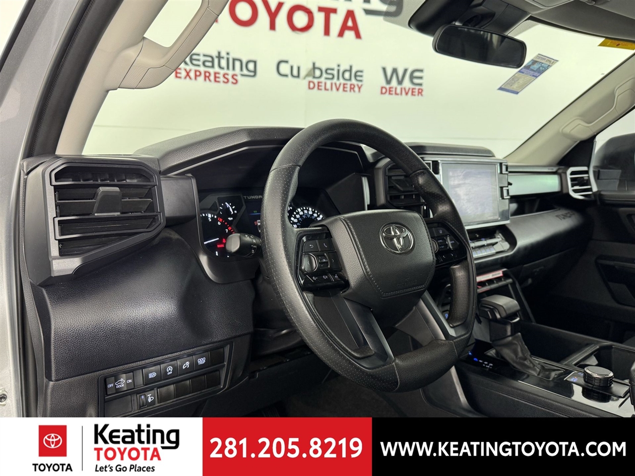 Toyota Tundra SR5 CrewMax 2WD 2024