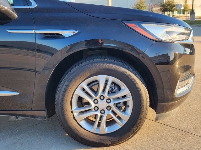 Buick Enclave Essence AWD 2021
