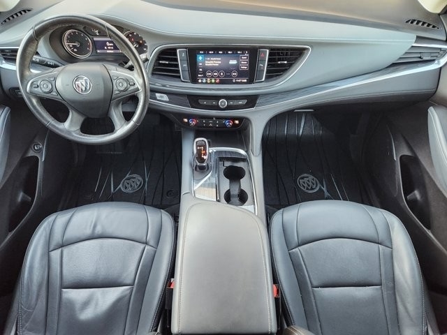 Buick Enclave Essence AWD 2021