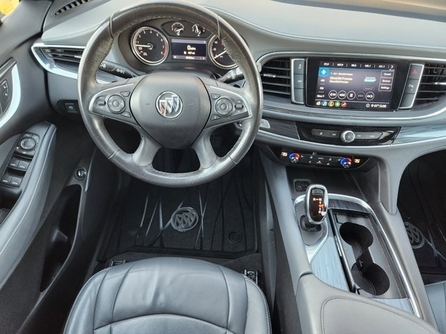 Buick Enclave Essence AWD 2021