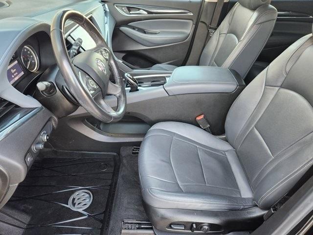 Buick Enclave Essence AWD 2021