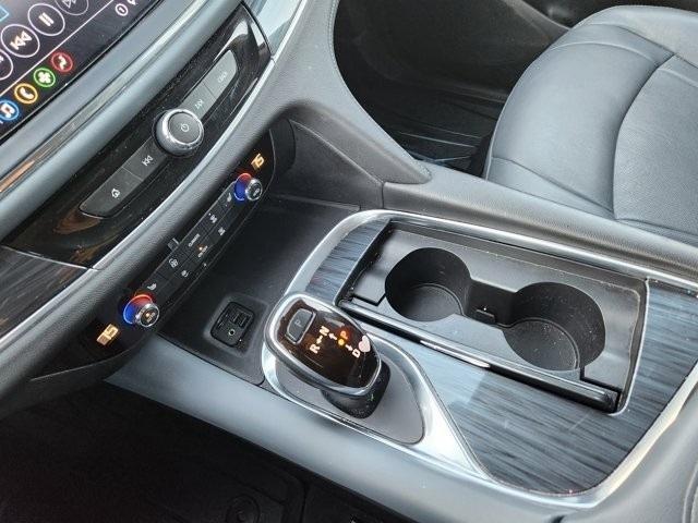 Buick Enclave Essence AWD 2021