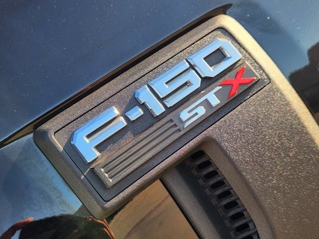 Ford F-150 XL SuperCrew 5.5-ft. Bed 2WD 2022