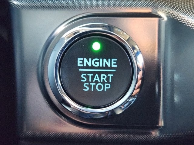 Ford F-150 Lariat SuperCrew 5.5-ft. Bed 4WD 2023