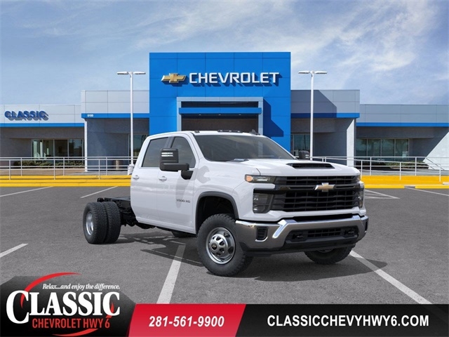 Chevrolet Silverado 3500HD Work Truck Crew Cab 4WD 2025