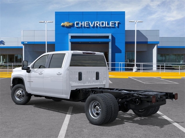 Chevrolet Silverado 3500HD Work Truck Crew Cab 4WD 2025