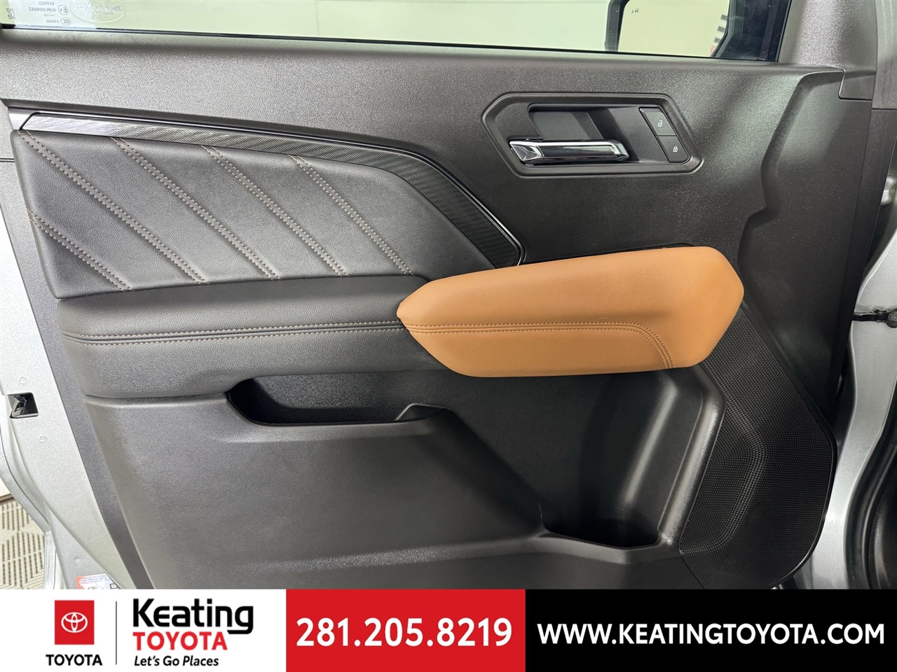 GMC Canyon AT4 Crew Cab 4WD 2025