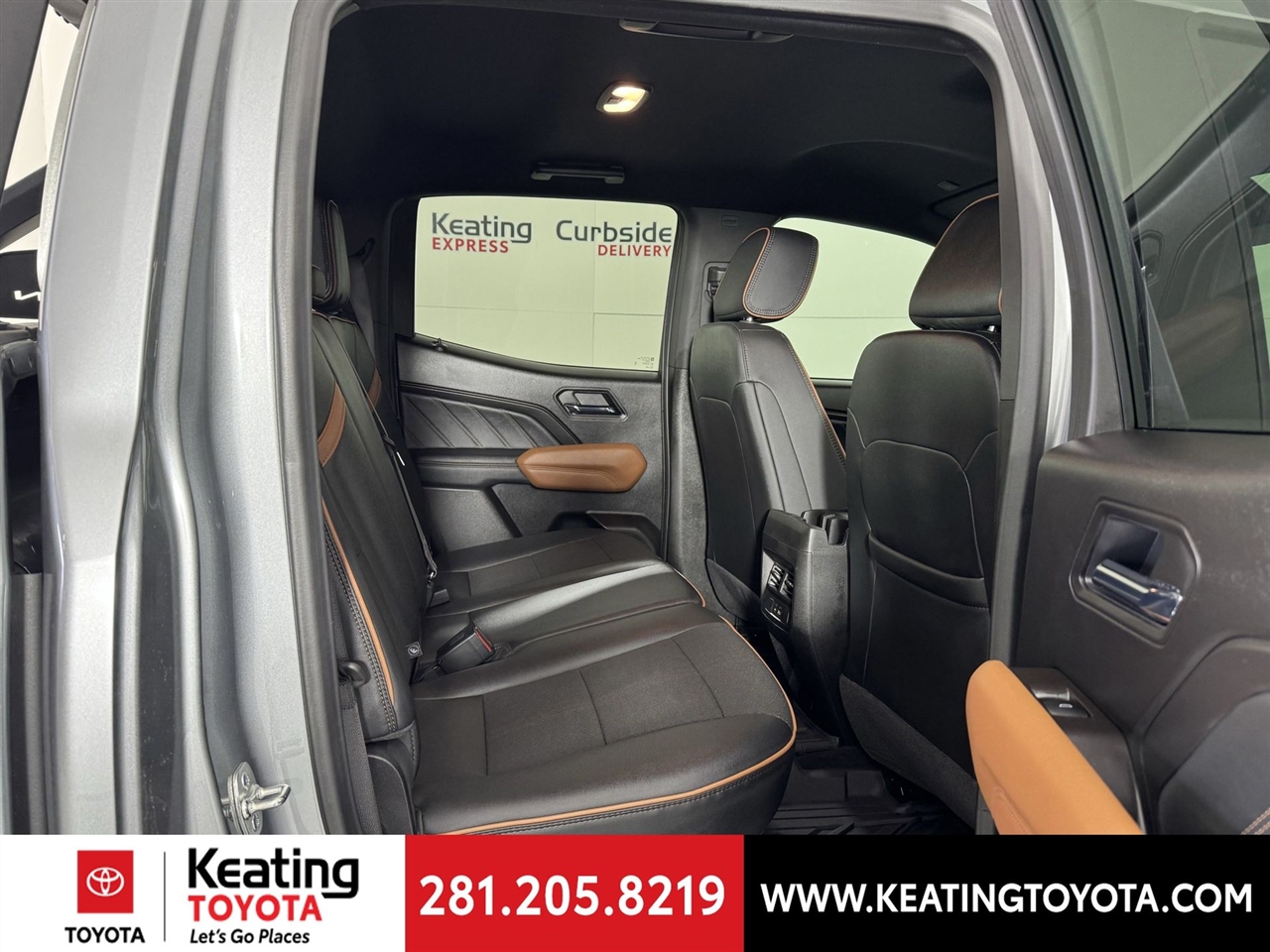 GMC Canyon AT4 Crew Cab 4WD 2025