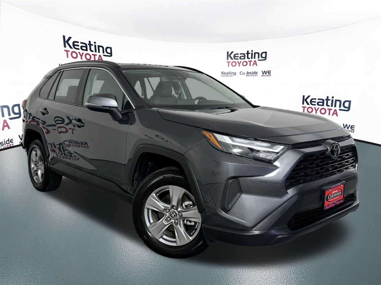 Toyota RAV4 XLE 2024