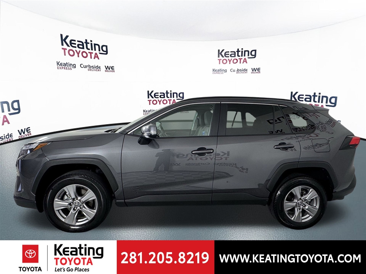 Toyota RAV4 XLE 2024